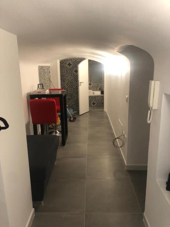 Appartement Il Rifugio Di Margo à Bari Extérieur photo