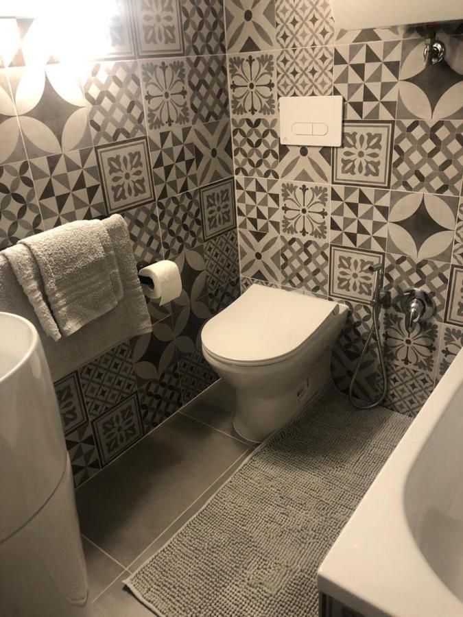 Appartement Il Rifugio Di Margo à Bari Extérieur photo