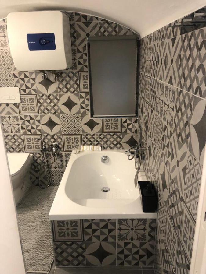 Appartement Il Rifugio Di Margo à Bari Extérieur photo